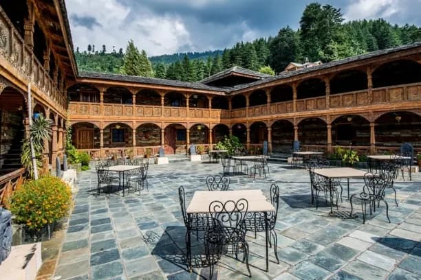 Naggar Castle