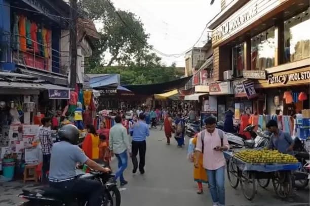 Paltan Bazaar
