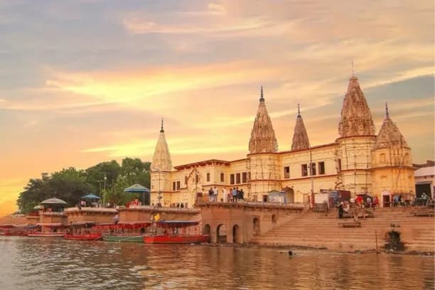 Sarayu River Ghats