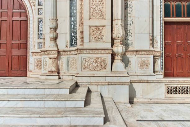 Architecture et design – Merveille de marbre blanc