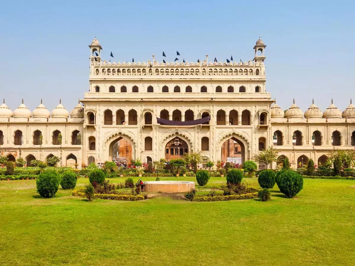 14. Bada Imambara – Lucknow, Uttar Pradesh