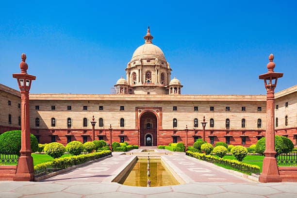 11. Rashtrapati Bhavan – Delhi