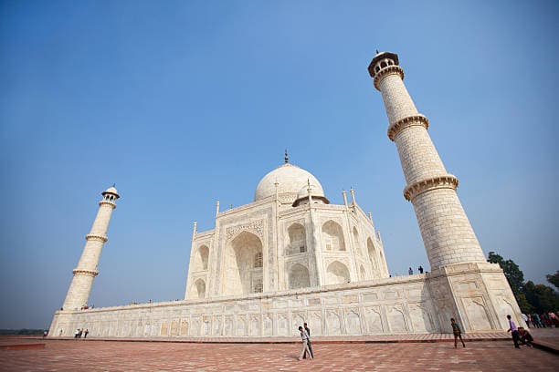 Où se trouve le Taj Mahal ?