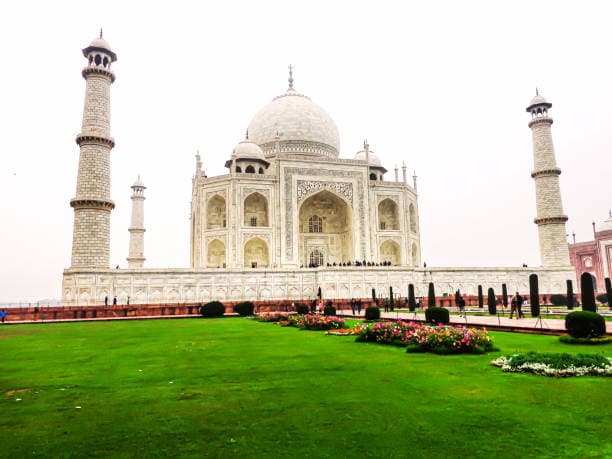 Comment rejoindre le Taj Mahal depuis Delhi