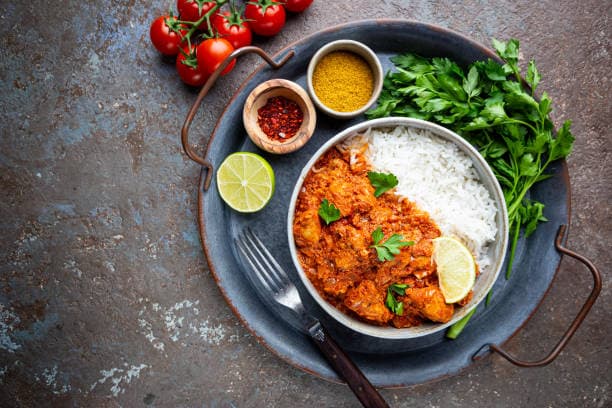 Pollo con mantequilla (Murgh Makhani) – El rey cremoso de India
